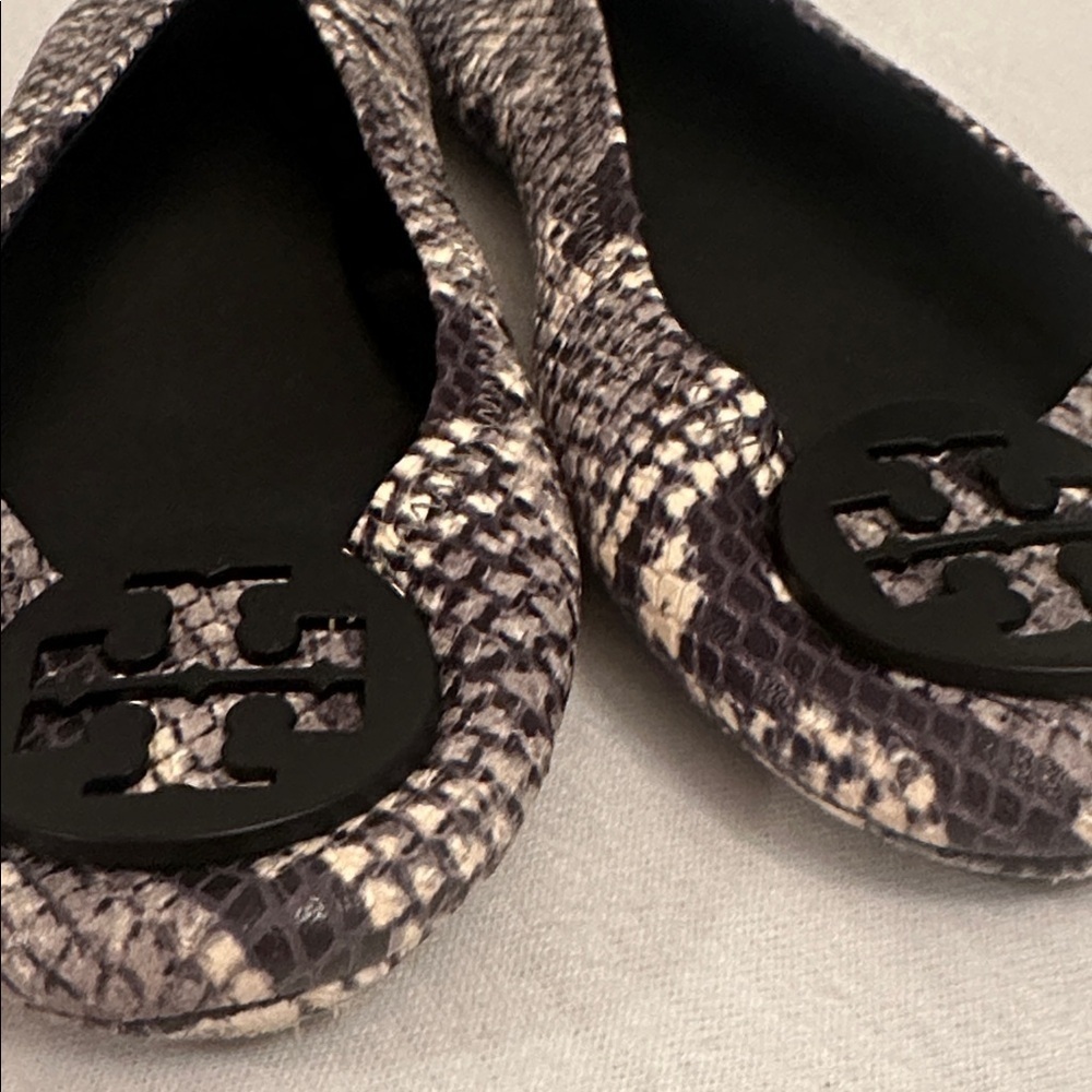 Tory Burch Black & Cream Snake Pattern Ballet Flats Roccia Snake Python Womens 6 - Picture 10 of 15